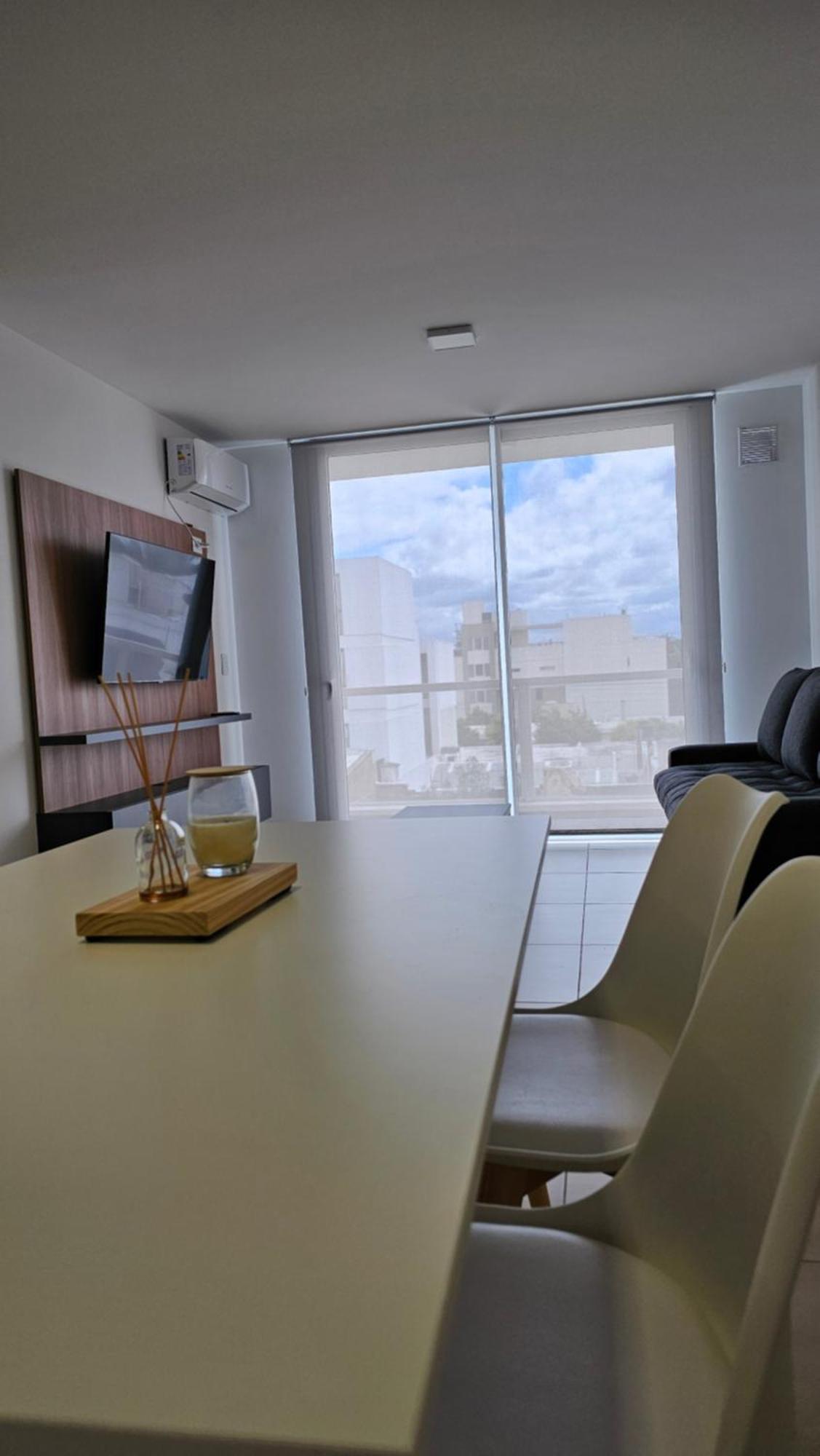 Ac 10 Apartment