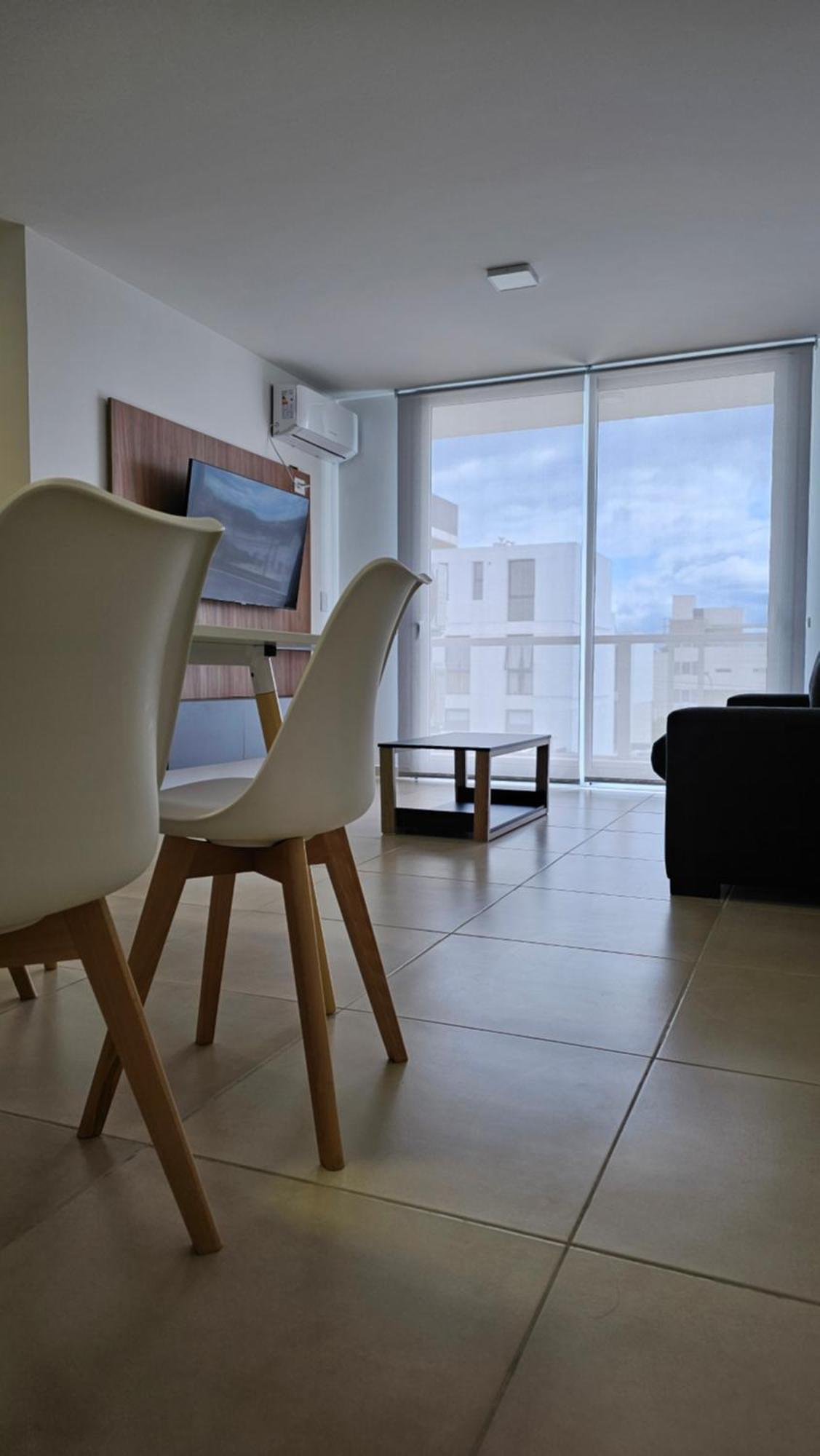 Ac 10 Apartment